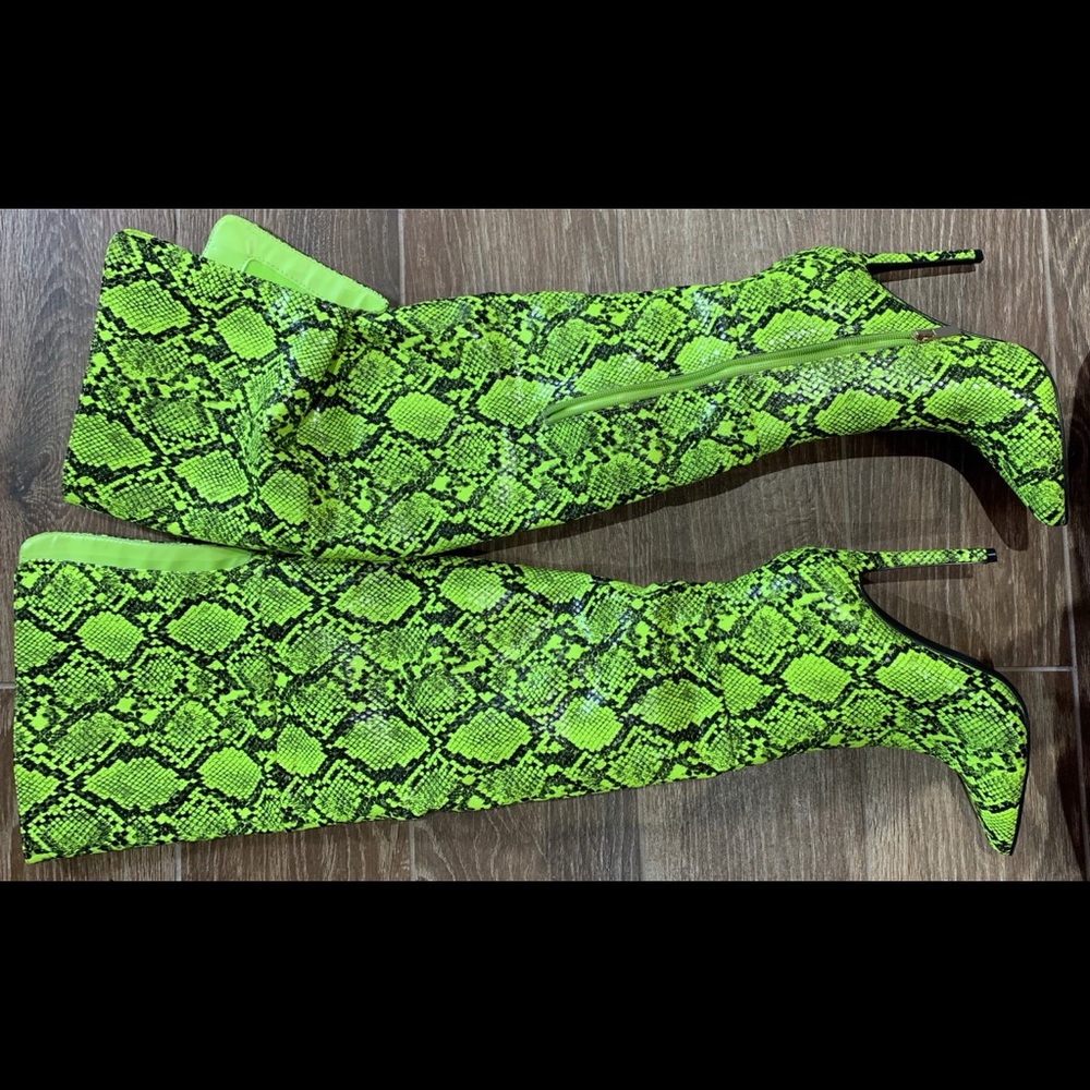 Thigh High Shoedazzle Boots